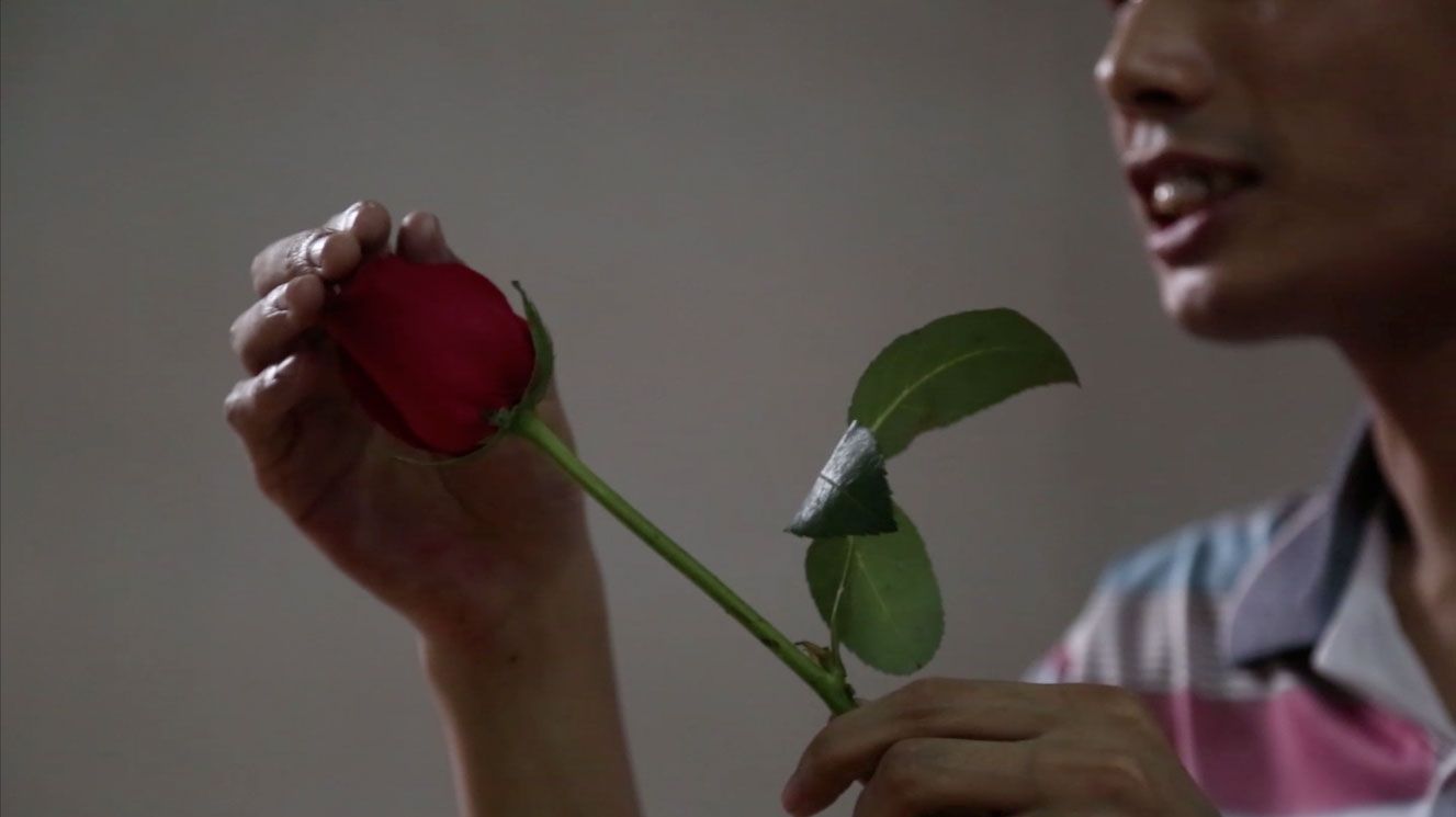 Images extraites du film de Yu CHEN "Touching point", durée 26 min, 20